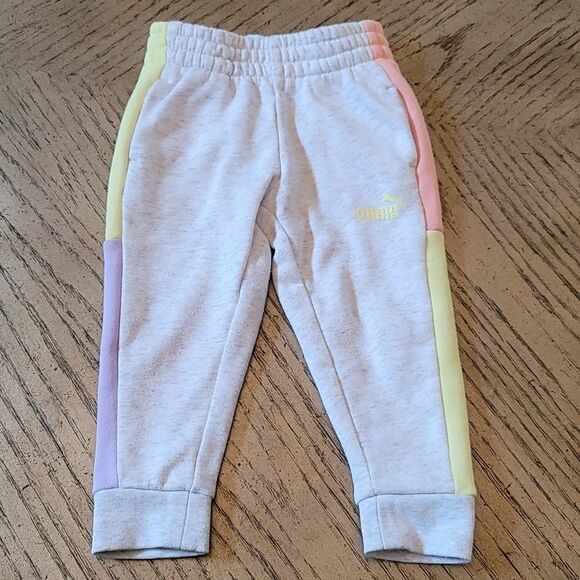 2T puma sweatpants 🤍💖 - Picture 1 of 5